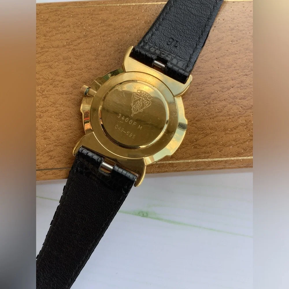 Authentic GUCCI DRESS watch💥💥💥